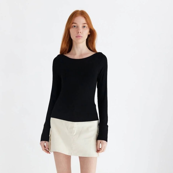 Emita Top with Draped Cowl Boat Neckline in Black - Picture 4 of 5